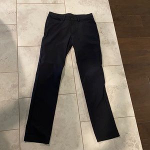 LIKE NEW LULULEMON 34 in BLACK DRESS PANTS